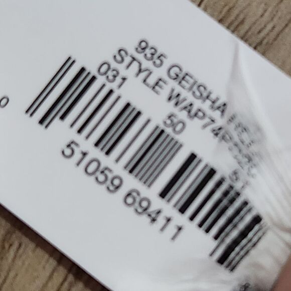 💜NWT Apt 9 Geisha Red Rayon Lightweight Wrap/Shawl/Scarf - Picture 8 of 9